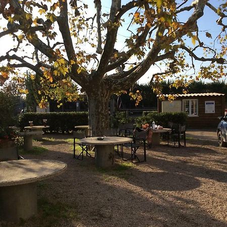 Bastide Ecurie Massilia Hotel Aubagne Exterior photo